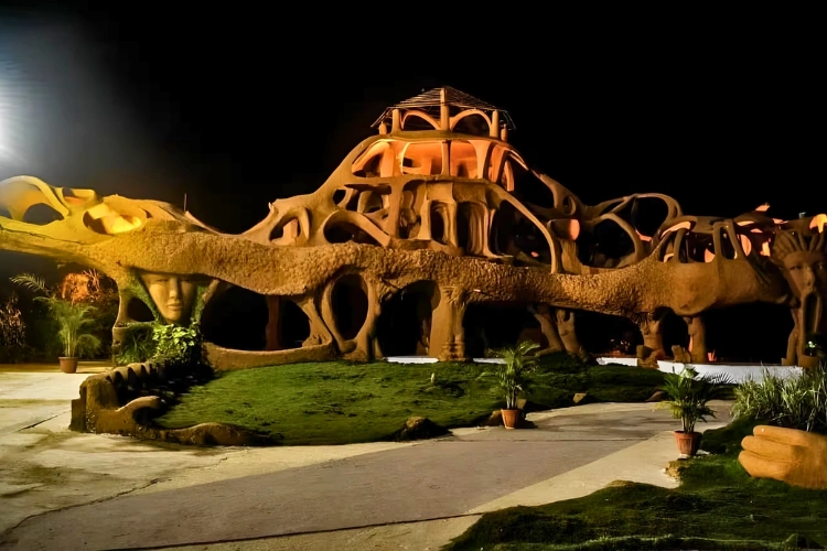 LPK Waterfront Night Club